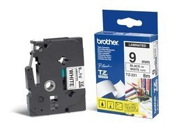 Etiqueta blanca continua laminada Brother TZE221, de 9 mm de ancho x 8 mts de largo. Impresión en negro. CARBRT590